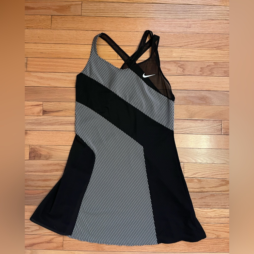 Nike Naomi Osaka 2021 Monte Carlo tennis dress size M mesh black gray stripes - Picture 7 of 9
